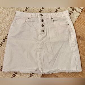 LOFT White Denim Skirt with Button Details size 8